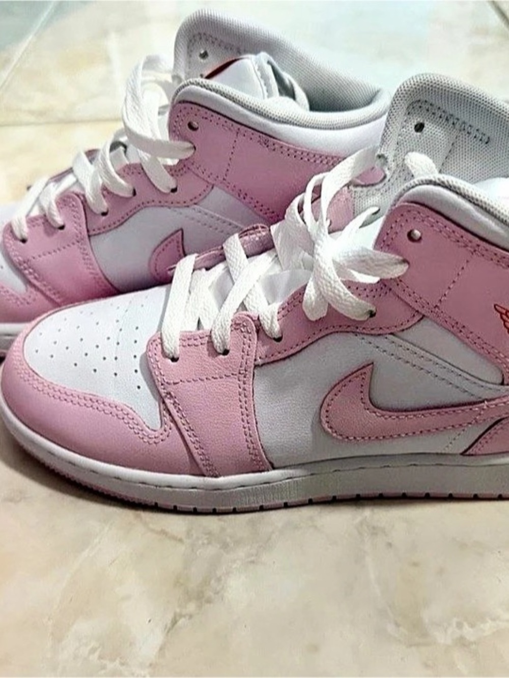 Nike Air Jordan 1 Mid GS 'White Light Arctic Pink' Sneakers